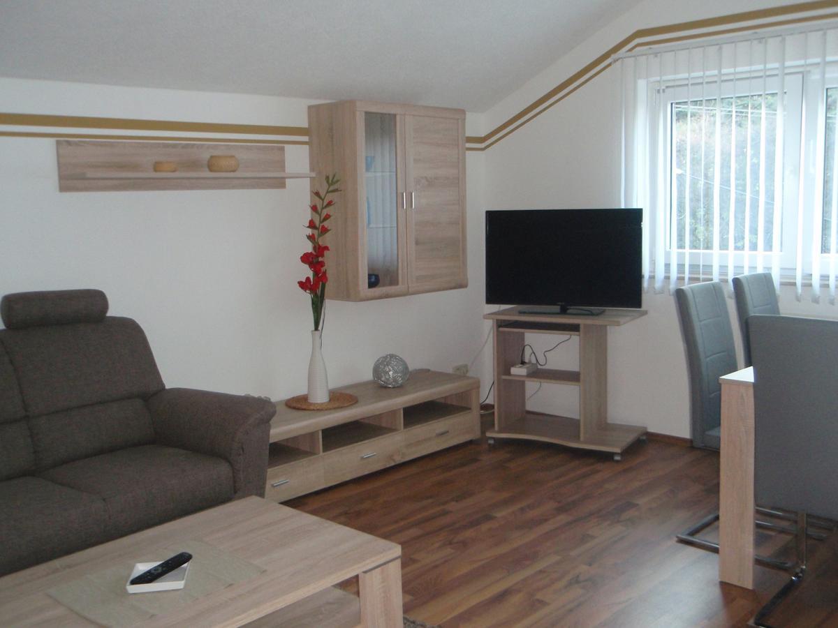 Ferienwohnung Am Schlossberg Άρνσταντ Εξωτερικό φωτογραφία